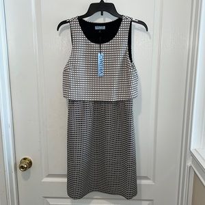 NWT Beautiful Cynthia Rowley IVORY and BLACK floral paisley dress. Size 4.